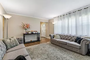 666 Lakeview Ave, Rockville Centre, NY 11570 - Photo 7