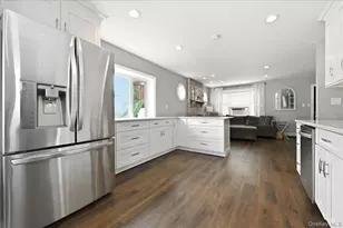 626 Central Ave, Massapequa, NY 11758 - Photo 11