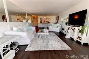 170 W Broadway, Long Beach, NY 11561 - Photo 15