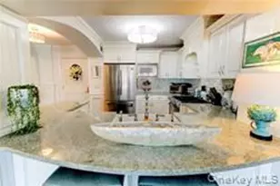 170 W Broadway, Long Beach, NY 11561 - Photo 9