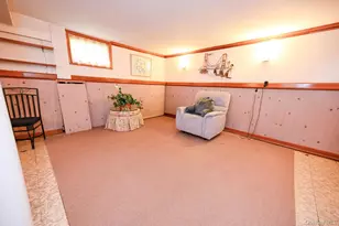 1073 Hancock Ave, Franklin Square, NY 11010 - Photo 17