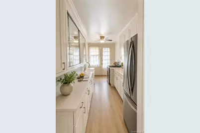 52 Slocum Crescent, Forest Hills, NY 11375 - Photo 7