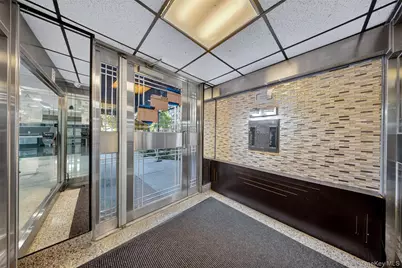 29-30 137th Street #3K, Flushing, NY 11354 - Photo 3