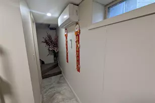 50-56 Utopia Pkwy, Fresh Meadows, NY 11365 - Photo 25