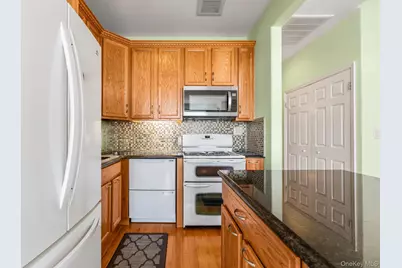 7110 Beach Front Road, Arverne, NY 11692 - Photo 7