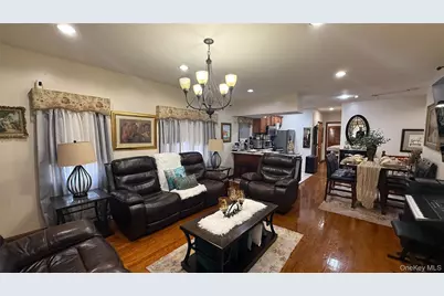 11412 142nd Street, Ozone Park, NY 11436 - Photo 3