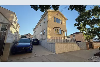 11412 142nd Street, Ozone Park, NY 11436 - Photo 15