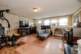 3381 Oceanside Rd, Oceanside, NY 11572 - Photo 7