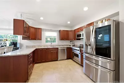 30 Cove Road, Huntington, NY 11743 - Photo 13
