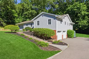 30 Cove Rd, Huntington, NY 11743 - Photo 3