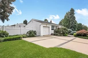 65 Graham St, Farmingdale, NY 11735 - Photo 3