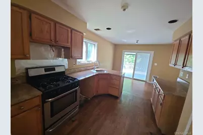 25 Butternut Drive, New City, NY 10956 - Photo 5