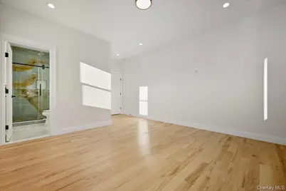 27 Poppy Lane, Levittown, NY 11756 - Photo 23