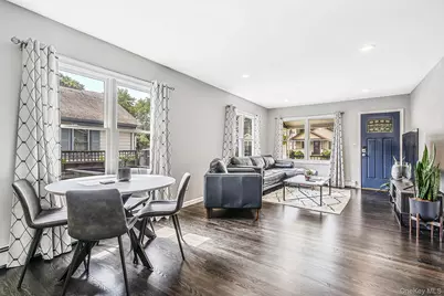 101 Highland Avenue, Patchogue, NY 11772 - Photo 9