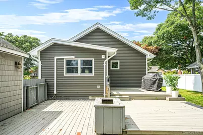 101 Highland Avenue, Patchogue, NY 11772 - Photo 21