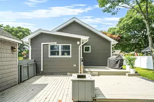 101 Highland Ave, Patchogue, NY 11772 - Photo 21