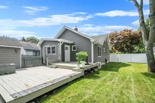 101 Highland Ave, Patchogue, NY 11772 - Photo 19
