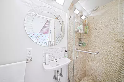 63-27 72nd Street, Middle Village, NY 11379 - Photo 23
