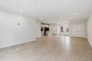 11 Halley Dr, Blue Point, NY 11772 - Photo 11