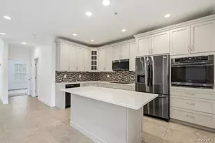 11 Halley Dr, Blue Point, NY 11772 - Photo 5