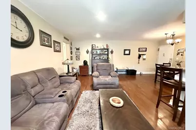 4 Rose Street #E1 Building 4, Oceanside, NY 11572 - Photo 3