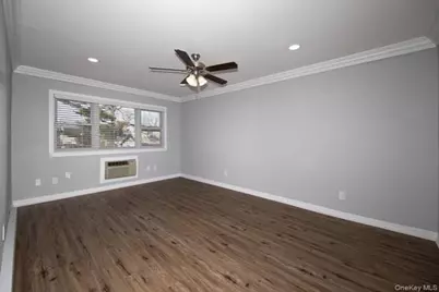 417 Windmill Avenue #417-D, West Babylon, NY 11707 - Photo 5