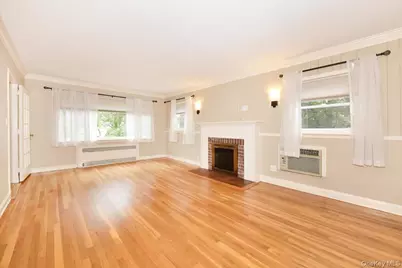 7503 196th Street, Fresh Meadows, NY 11366 - Photo 3