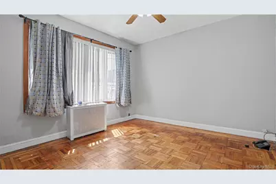 2977 Harding Avenue, Bronx, NY 10465 - Photo 7
