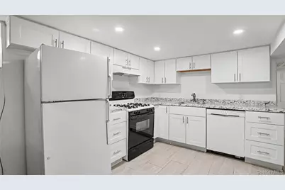 2977 Harding Avenue, Bronx, NY 10465 - Photo 11