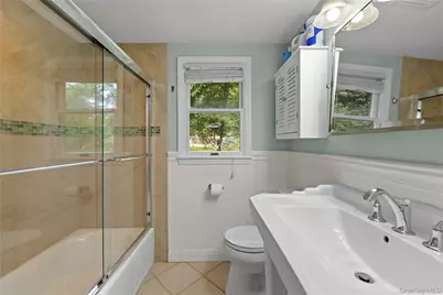 18 Walnut Avenue, Setauket, NY 11733 - Photo 15