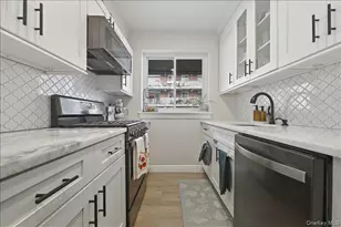 200 Atlantic Ave, Lynbrook, NY 11563 - Photo 21