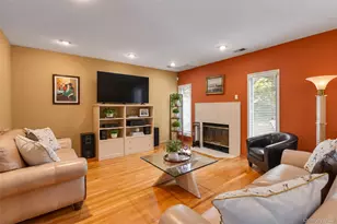 14 Kristin Ln, Hauppauge, NY 11788 - Photo 7