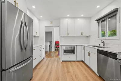 3725 Barger Street, Shrub Oak, NY 10588 - Photo 11