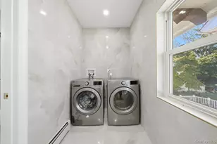 90-28 212th St, Queens Village, NY 11428 - Photo 31