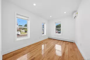 90-28 212th St, Queens Village, NY 11428 - Photo 25