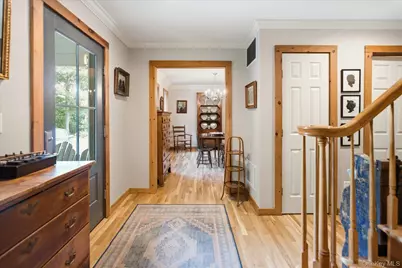 147B Old Country Road, Remsenburg, NY 11960 - Photo 5