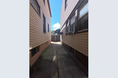 968 Albany Avenue, Brooklyn, NY 11203 - Photo 23