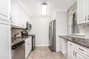 1874 Pelham Pkwy S, Bronx, NY 10461 - Photo 9