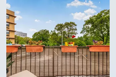 1874 Pelham Parkway S #2P, Bronx, NY 10461 - Photo 13