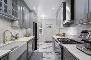 2110 Tomlinson Ave, Bronx, NY 10461 - Photo 13