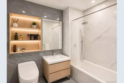 45-30 Pearson Street #15B, Long Island City, NY 11101 - Photo 3