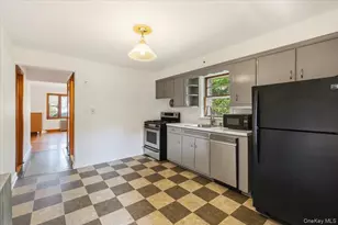 159 Ramapo Rd, Garnerville, NY 10923 - Photo 15
