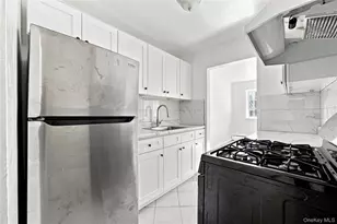 31 Fero St, Yonkers, NY 10701 - Photo 7