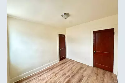 918 Hempstead Turnpike #6, Franklin Square, NY 11010 - Photo 7
