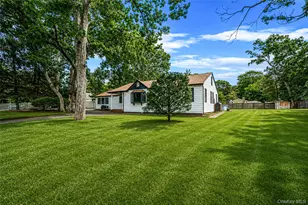 68 Oakdale Ave, Selden, NY 11784 - Photo 27