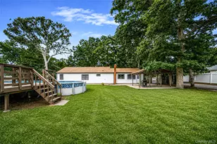 68 Oakdale Ave, Selden, NY 11784 - Photo 19