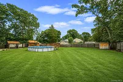 68 Oakdale Avenue, Selden, NY 11784 - Photo 21