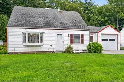 296 Jamaica Boulevard, Carle Place, NY 11514 - Photo 3