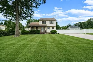 14 Roosevelt Ave, Nesconset, NY 11767 - Photo 3