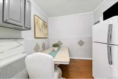 1432 Gun Hill Rd E, Bronx, NY 10469 - Photo 21